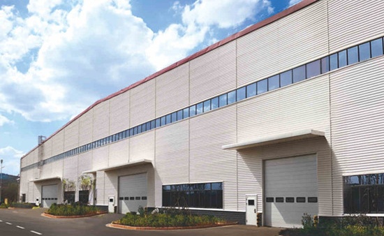 东风云南汽车有限公司工业滑升门