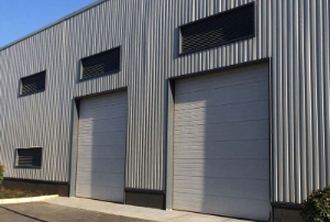 中国兵器集团昆明红外公司厂房滑升门