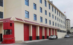 昆明市消防支队特勤大队消防车库门