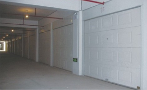 宜良县宜警公寓翻板车库门